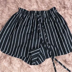 shein black, grey and white shorts
